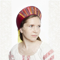 Кокошник Леля, бордовый